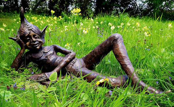 Hollow Cast Bronze Elf : Fergal : Reading a Book-2