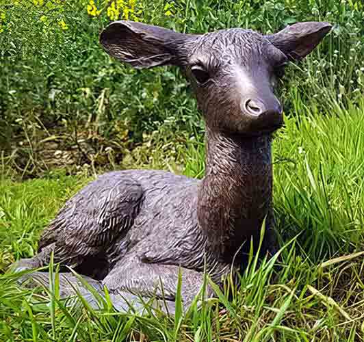 Bronze Fallow Deer Hind Grazing-2 : Escar UK Bronze