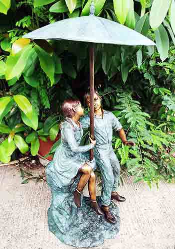 Bronze Figures : Brolly Kids : Water Feature-2 : Escar UK Bronze