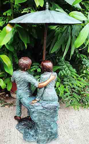 Bronze Figures : Brolly Kids : Water Feature-7 : Escar UK Bronze