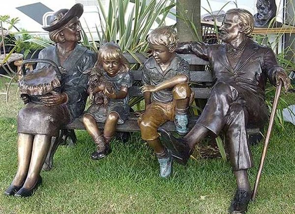 Bronze Figures : Family on a Bench Sculpture-1 : Escar UK Bronze