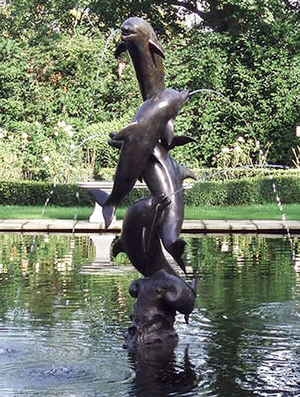 Hollow Cast Bronze Fountain : Four Leaping Dolphins