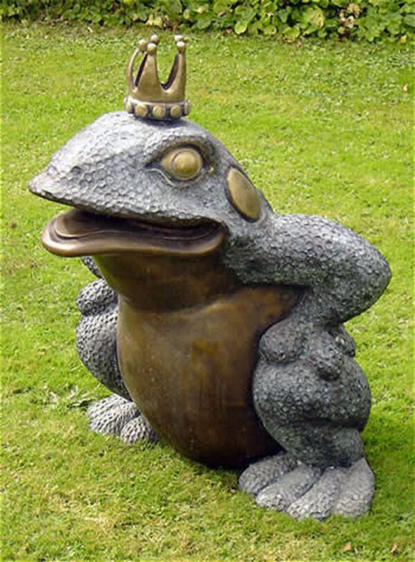 Hollow Cast Bronze Frog : King Frog : Water Feature-1