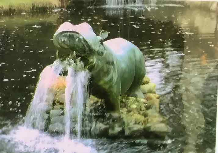 Bronze Hippo : Henry Hippo : Water Feature-1 : Escar UK Bronze
