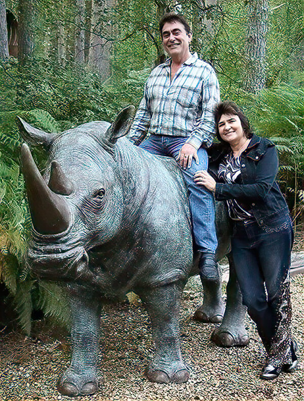 Hollow Cast Bronze Rhino : Rocky the White Rhinoceros-3