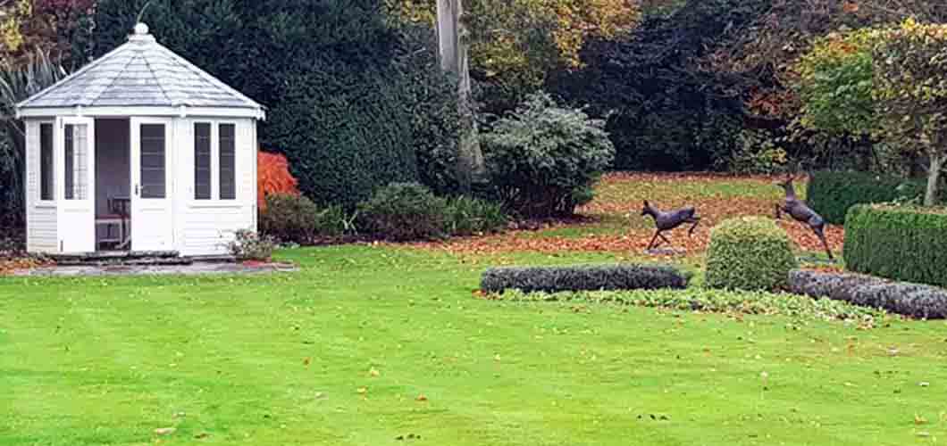 Bronze Roe Deer : The Chase-5 : Escar UK Bronze