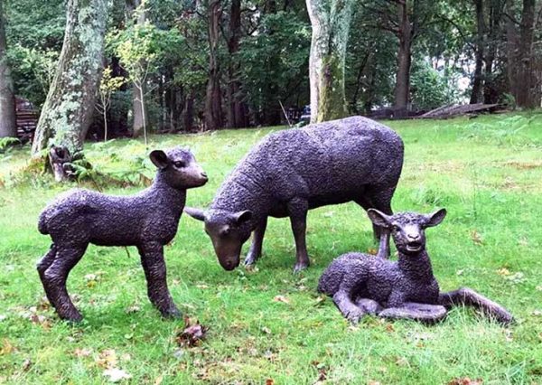 Bronze Sheep Grazing-3 : Escar UK Bronze