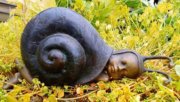 Bronze Snail Baby : Sleeping : Small : Escar UK Bronze-3