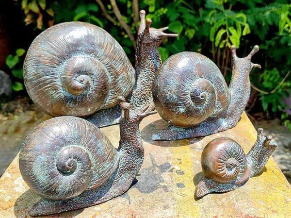 Bronze Snail Family : Four Snails-7 : Escar UK Bronze