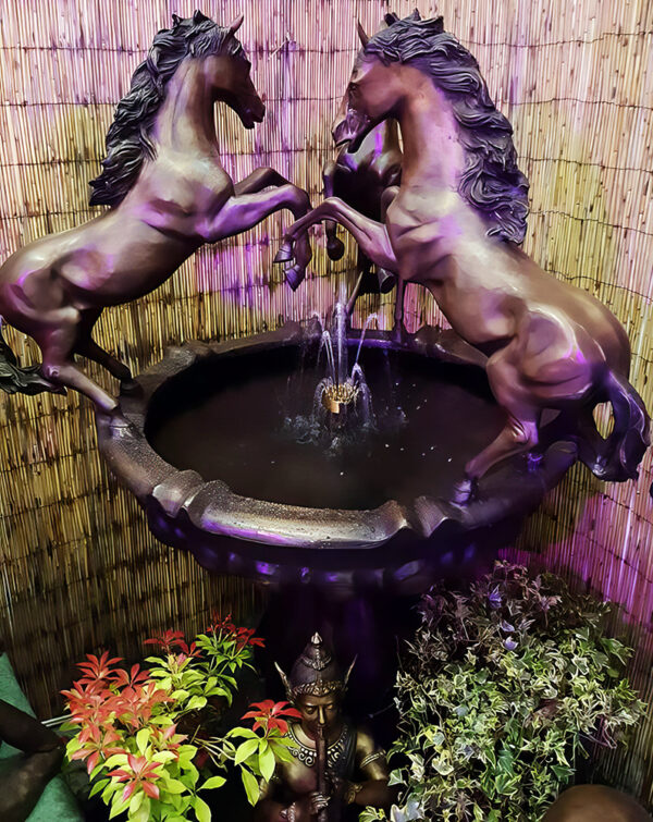 Hollow Cast Bronze Fountain : Three Horses-4