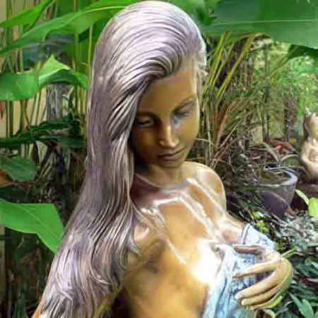 Bronze Figure : Posing Sarah : Large : Escar UK Bronze