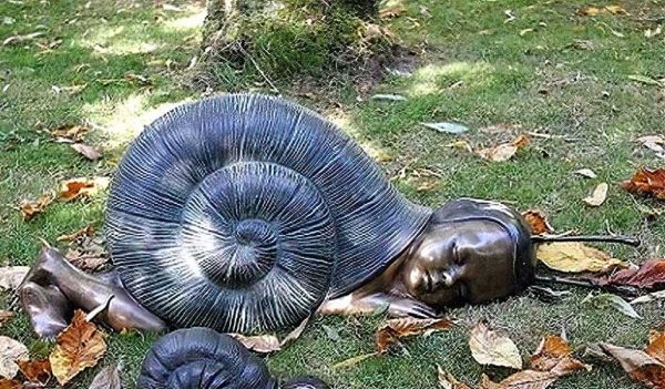 Bronze Snail Baby Sleeping : Large-1 : Escar UK Bronze