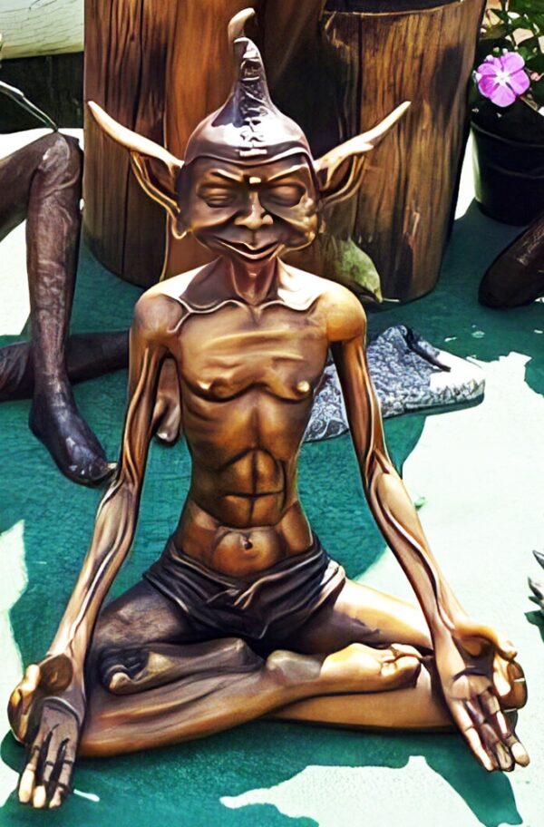 Hollow Cast Bronze Elf : Sting in Deep Meditation-3