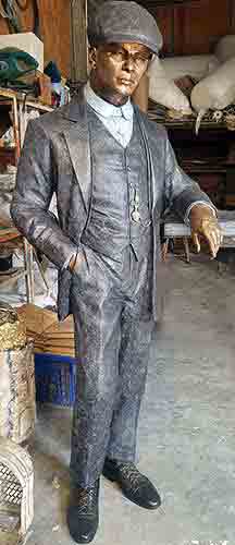 Bronze Commissioned Statue Thomas Shelby-1 : Escar UK Bronze