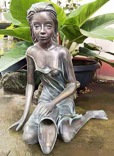 Bronze Figure Daisy with a Jug : Small : Green-1 : Escar UK Bronze