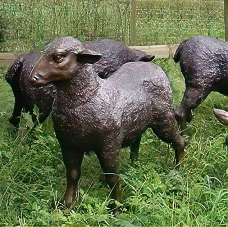 Bronze-Sheep-Standing Thumb