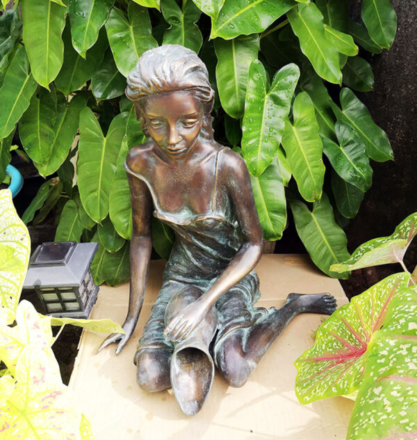 Hollow Cast Bronze Figure : Daisy Large : Green-7