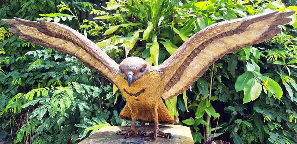 Bronze Bird : British Buzzard : Escar UK Bronze-2