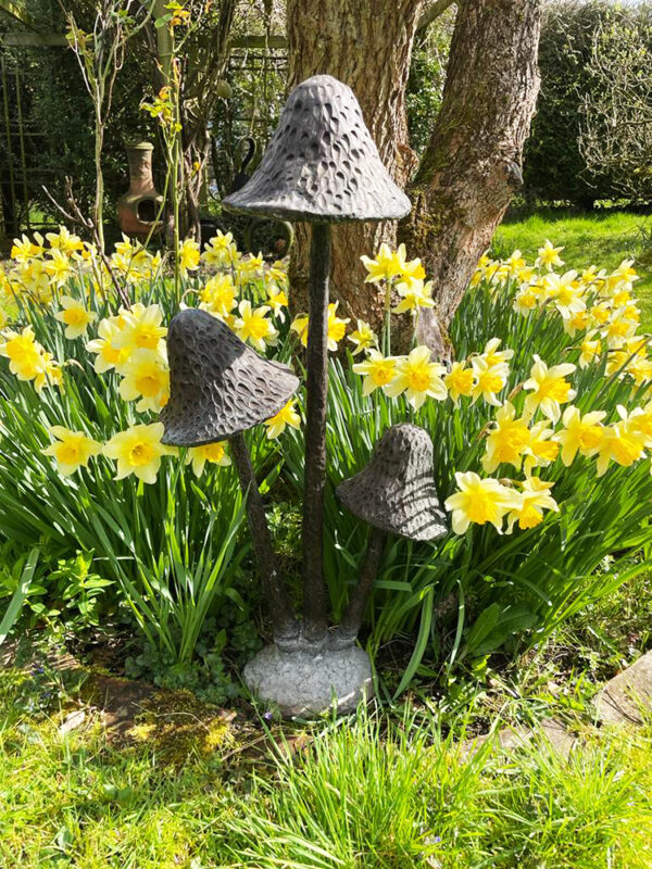 Hollow Cast Bronze Mushroom Fountain : Medium : No Light-1