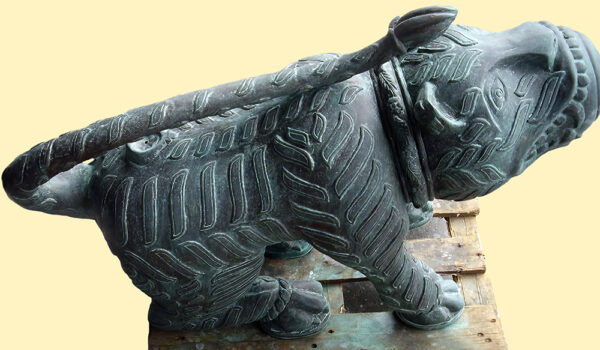 Hollow Cast Bronze Replica Ancient Chinese Lion Cannon-1