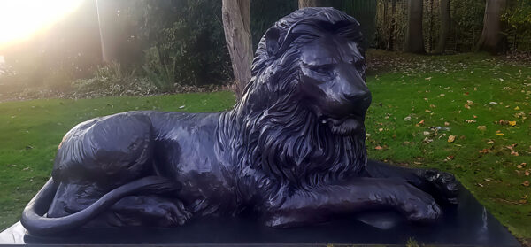 Hollow Cast Bronze Lions : Large African Lions on Flat Bases-1