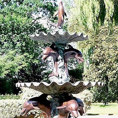 Bronze Seven Leaping Dolphins Fountain : Escar UK Bronze