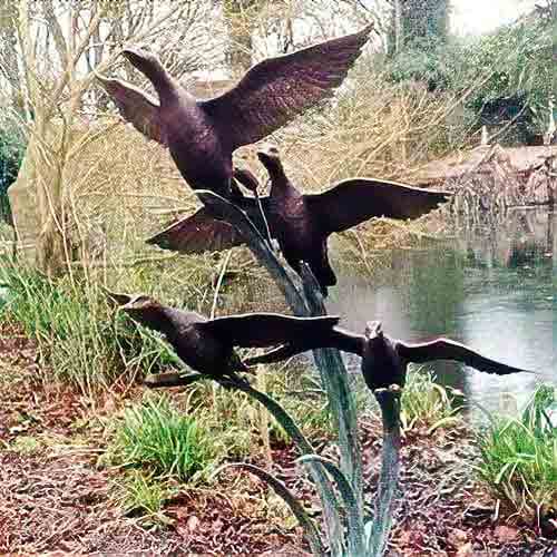 Bronze Ducks in Reeds Water Feature : Escar UK Bronze