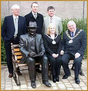 Bronze Commissioned Statue - L.S. Lowry - The Unveiling