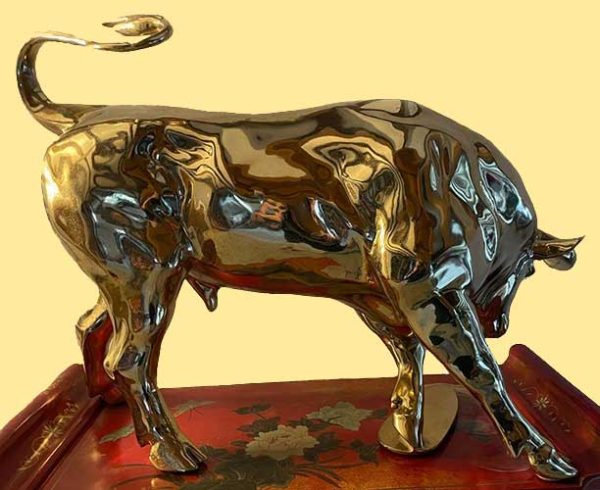 Bronze Bull Fighting Bull Goldie 4 : Escar UK Bronze