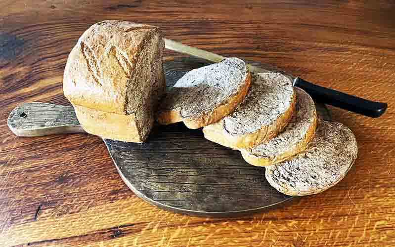 Bronze Bread Board and Knife-1 : Escar UK Bronze